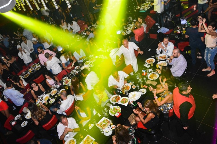 Diva Club On Saturday Night